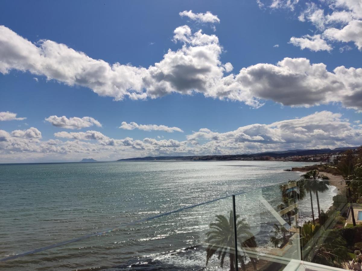 Front Sea View Penthouse Apartment Estepona Exterior photo