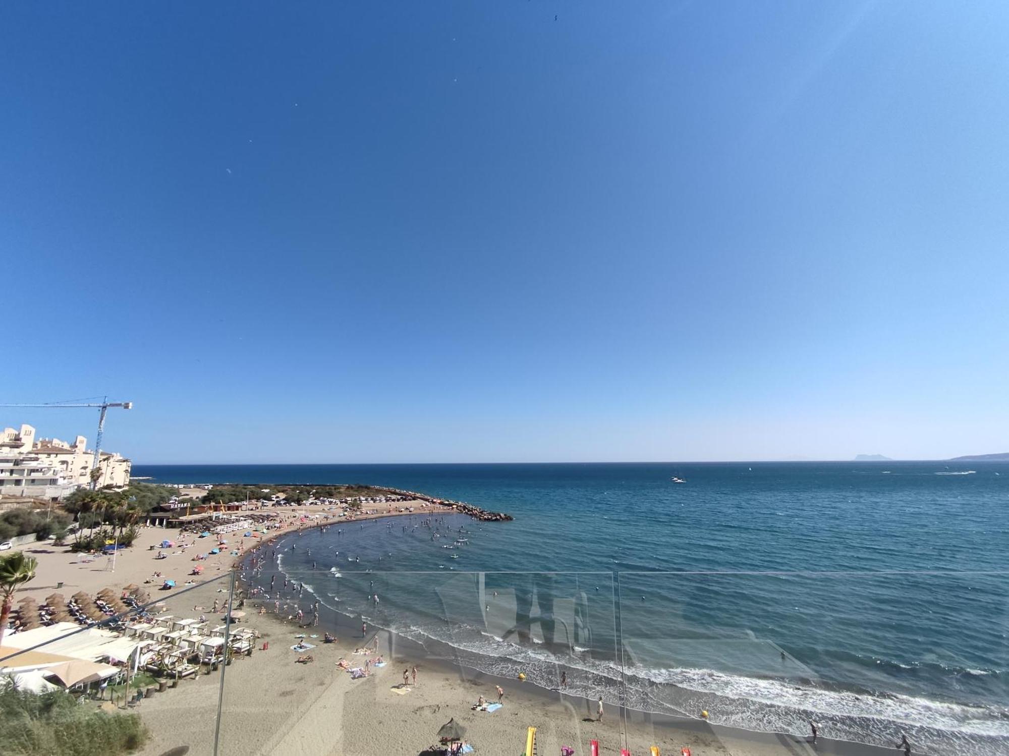 Front Sea View Penthouse Apartment Estepona Exterior photo